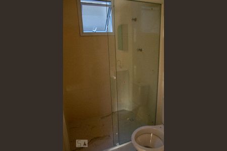 Banheiro de apartamento para alugar com 1 quarto, 38m² em Vila Mazzei, São Paulo
