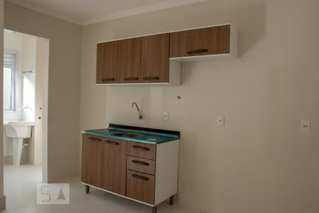 Sala/Cozinha de apartamento para alugar com 1 quarto, 38m² em Vila Mazzei, São Paulo