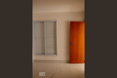 Quarto de apartamento para alugar com 1 quarto, 38m² em Vila Mazzei, São Paulo