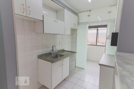 Cozinha de apartamento para alugar com 2 quartos, 56m² em Jardim das Vertentes, São Paulo