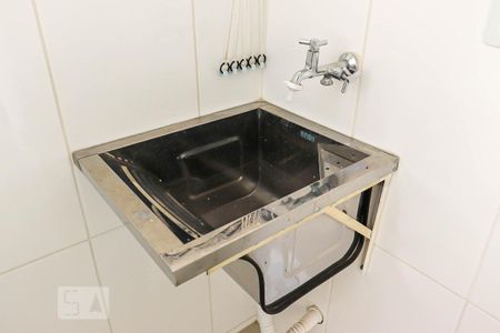 Área de Serviço - tanque de apartamento para alugar com 2 quartos, 43m² em Vila São Cristóvão, Valinhos
