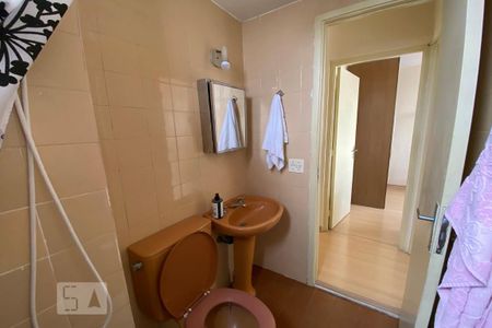 Apartamento à venda com 80m², 2 quartos e 1 vaga Apartamento à venda com 80m², 2 quartos e 1 vagaBanheiro