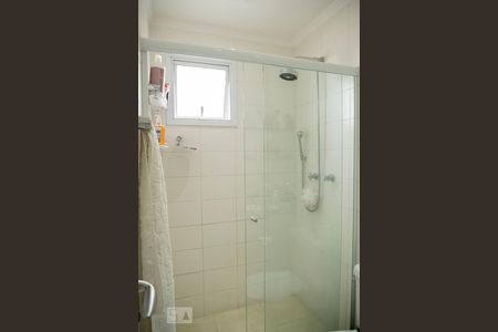 Apartamento para alugar com 120m², 3 quartos e 2 vagas Apartamento para alugar com 120m², 3 quartos e 2 vagasBanheiro da Suíte 1