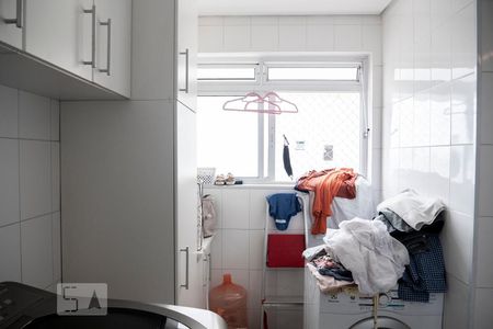 Apartamento para alugar com 120m², 3 quartos e 2 vagas Apartamento para alugar com 120m², 3 quartos e 2 vagasÁrea de Serviço