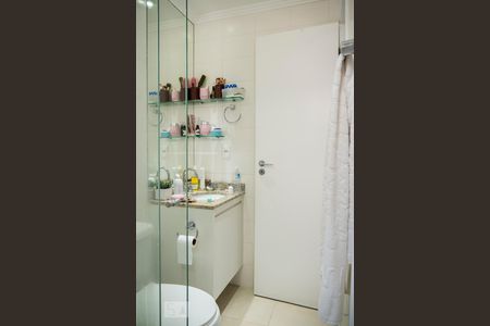 Apartamento para alugar com 120m², 3 quartos e 2 vagas Apartamento para alugar com 120m², 3 quartos e 2 vagasBanheiro da Suíte 1