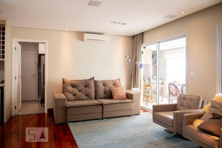 Sala de apartamento para alugar com 3 quartos, 120m² em Vila Gumercindo, São Paulo