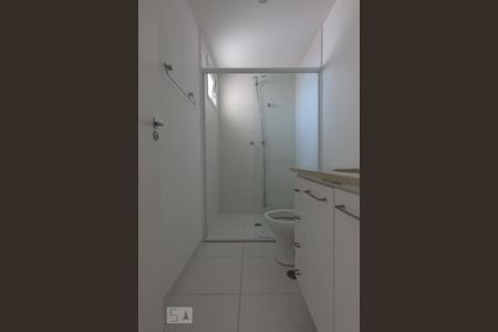 Apartamento para alugar com 109m², 3 quartos e 2 vagas Apartamento para alugar com 109m², 3 quartos e 2 vagasBanheiro da Suíte