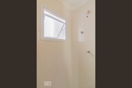 Apartamento para alugar com 38m², 1 quarto e sem vaga Apartamento para alugar com 38m², 1 quarto e sem vagaBanheiro