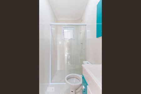 Banheiro de apartamento para alugar com 2 quartos, 45m² em Vila Mazzei, São Paulo