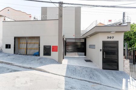 Apartamento para alugar com 45m², 2 quartos e sem vaga Apartamento para alugar com 45m², 2 quartos e sem vagaFachada