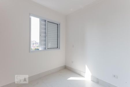 Quarto 1 de apartamento para alugar com 2 quartos, 45m² em Vila Mazzei, São Paulo