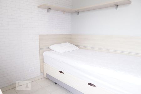 Quarto de apartamento para alugar com 2 quartos, 50m² em Vila Mangalot, São Paulo
