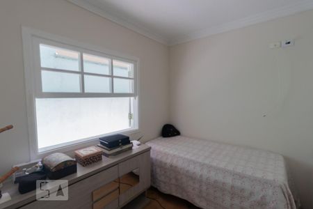 Dormitório 2 de casa à venda com 4 quartos, 200m² em Parque São Domingos, São Paulo