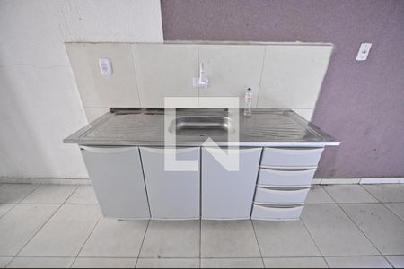 Casa para alugar com 140m², 2 quartos e 2 vagasCozinha