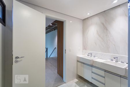 Studio para alugar com 63m², 1 quarto e 2 vagasBanheiro da Suíte