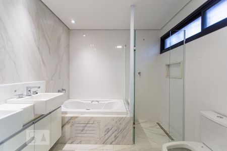 Studio para alugar com 63m², 1 quarto e 2 vagasBanheiro da Suíte