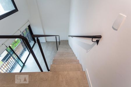 Studio para alugar com 63m², 1 quarto e 2 vagasEscada de Acesso a Suíte