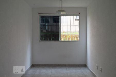 Sala de apartamento para alugar com 2 quartos, 44m² em Campo Grande, Rio de Janeiro
