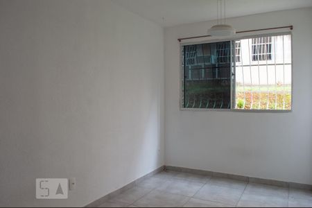 Sala de apartamento para alugar com 2 quartos, 44m² em Campo Grande, Rio de Janeiro