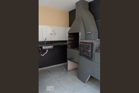 Apartamento para alugar com 44m², 2 quartos e 1 vaga Apartamento para alugar com 44m², 2 quartos e 1 vagaÁrea comum - Churrasqueira