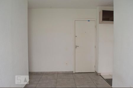 Sala de apartamento para alugar com 2 quartos, 44m² em Campo Grande, Rio de Janeiro