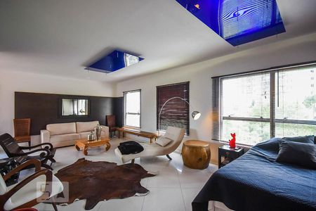 Sala de kitnet/studio para alugar com 1 quarto, 70m² em Panamby, São Paulo