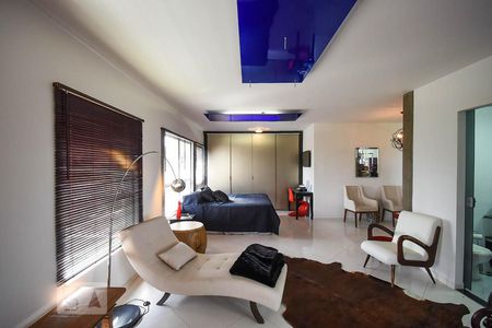 Sala de kitnet/studio para alugar com 1 quarto, 70m² em Panamby, São Paulo