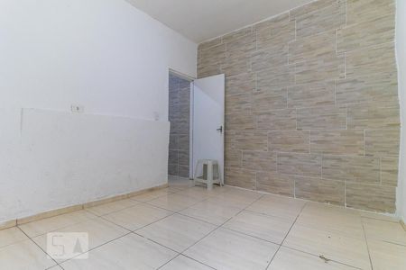 Quarto de casa para alugar com 1 quarto, 20m² em Parque São Quirino, Campinas