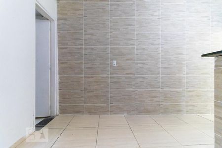 Sala de casa para alugar com 1 quarto, 20m² em Parque São Quirino, Campinas