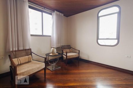 Sala de apartamento para alugar com 4 quartos, 215m² em Jardim Avelino, São Paulo