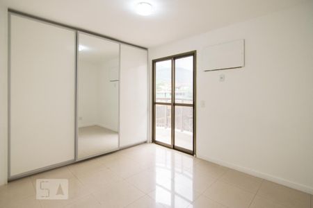 Apartamento à venda com 104m², 3 quartos e 2 vagas Apartamento à venda com 104m², 3 quartos e 2 vagasQuarto 2