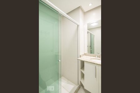 Apartamento à venda com 104m², 3 quartos e 2 vagas Apartamento à venda com 104m², 3 quartos e 2 vagasBanheiro