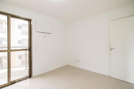 Apartamento à venda com 104m², 3 quartos e 2 vagas Apartamento à venda com 104m², 3 quartos e 2 vagasQuarto 2
