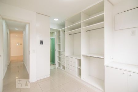 Apartamento à venda com 104m², 3 quartos e 2 vagas Apartamento à venda com 104m², 3 quartos e 2 vagasSuíte