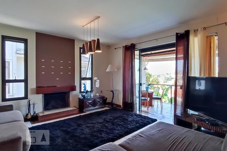 Sala de casa de condomínio para alugar com 4 quartos, 560m² em Alphaville, Santana de Parnaíba