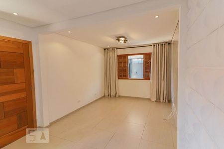 Sala de casa de condomínio para alugar com 2 quartos, 105m² em Vila Gomes, São Paulo