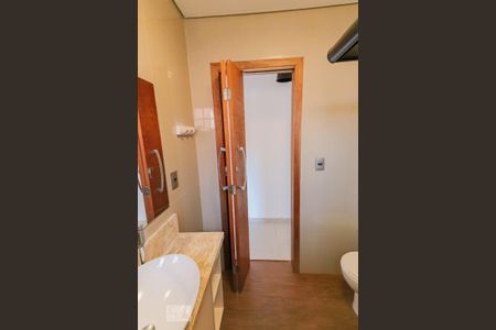 Casa de condomínio para alugar com 105m², 2 quartos e 1 vagaBanheiro