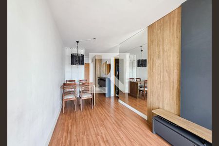 Sala de apartamento para alugar com 2 quartos, 55m² em Parque das Nações, Santo André