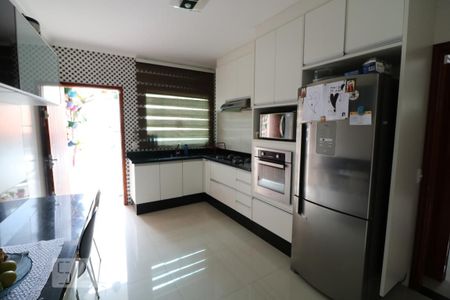 Casa à venda com 73m², 2 quartos e 3 vagasCozinha