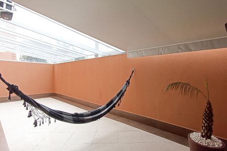 Apartamento à venda com 90m², 2 quartos e 1 vaga Apartamento à venda com 90m², 2 quartos e 1 vagaQuintal