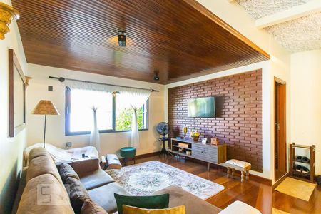 Sala de TV de casa à venda com 5 quartos, 465m² em Jardim Santana, Campinas