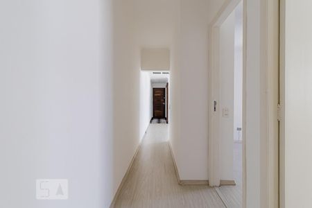 Corredor de apartamento à venda com 2 quartos, 60m² em Jardim Previdencia, São Paulo