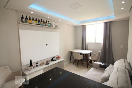 Sala de apartamento à venda com 2 quartos, 43m² em Morro Santana, Porto Alegre