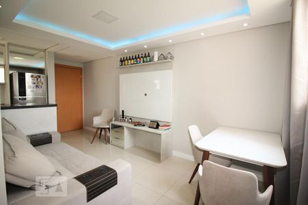 Sala de apartamento à venda com 2 quartos, 43m² em Morro Santana, Porto Alegre