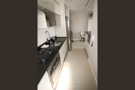 Apartamento à venda com 43m², 2 quartos e 1 vaga Apartamento à venda com 43m², 2 quartos e 1 vagaCozinha