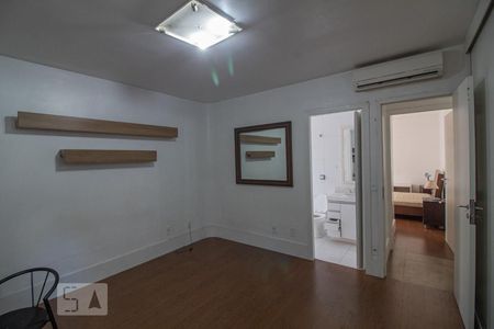 Apartamento para alugar com 147m², 3 quartos e 2 vagas Apartamento para alugar com 147m², 3 quartos e 2 vagasQuarto 2