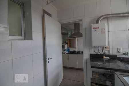 Apartamento para alugar com 147m², 3 quartos e 2 vagas Apartamento para alugar com 147m², 3 quartos e 2 vagasCozinha