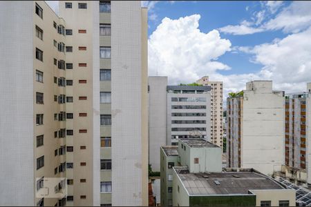 Apartamento à venda com 110m², 3 quartos e sem vagaSala