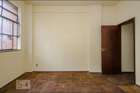 Apartamento à venda com 110m², 3 quartos e sem vagaQuarto 1