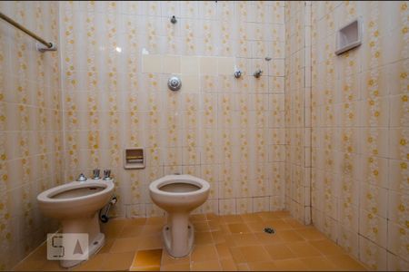 Apartamento à venda com 110m², 3 quartos e sem vagaBanheiro